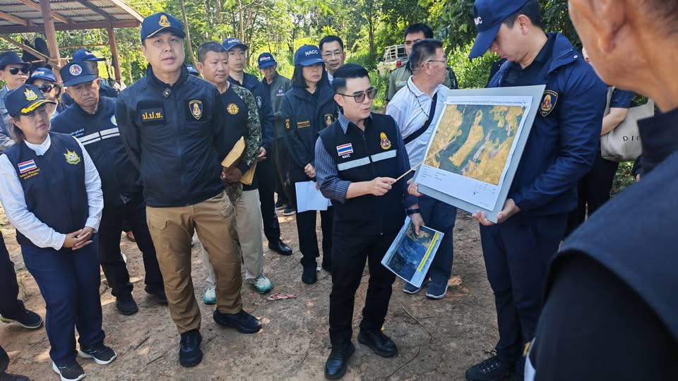 title - ส.ป.ก.พิษณุโลก ร่วมลงพื้นที่เพื่อติดตามการดำเนินโครงการปลูกป่าเพื่ออนุรักษ์ฟื้นฟูป่าต้นน้ำ ป่าชายเลน และป้องกันไฟป่า